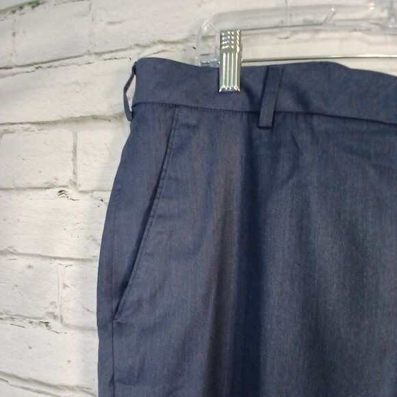 MENS VAN HEUSEN STRAIGHT LEG DRESS PANT, NAVY BLUE, SIZE 38X30 - Picture 4 of 8